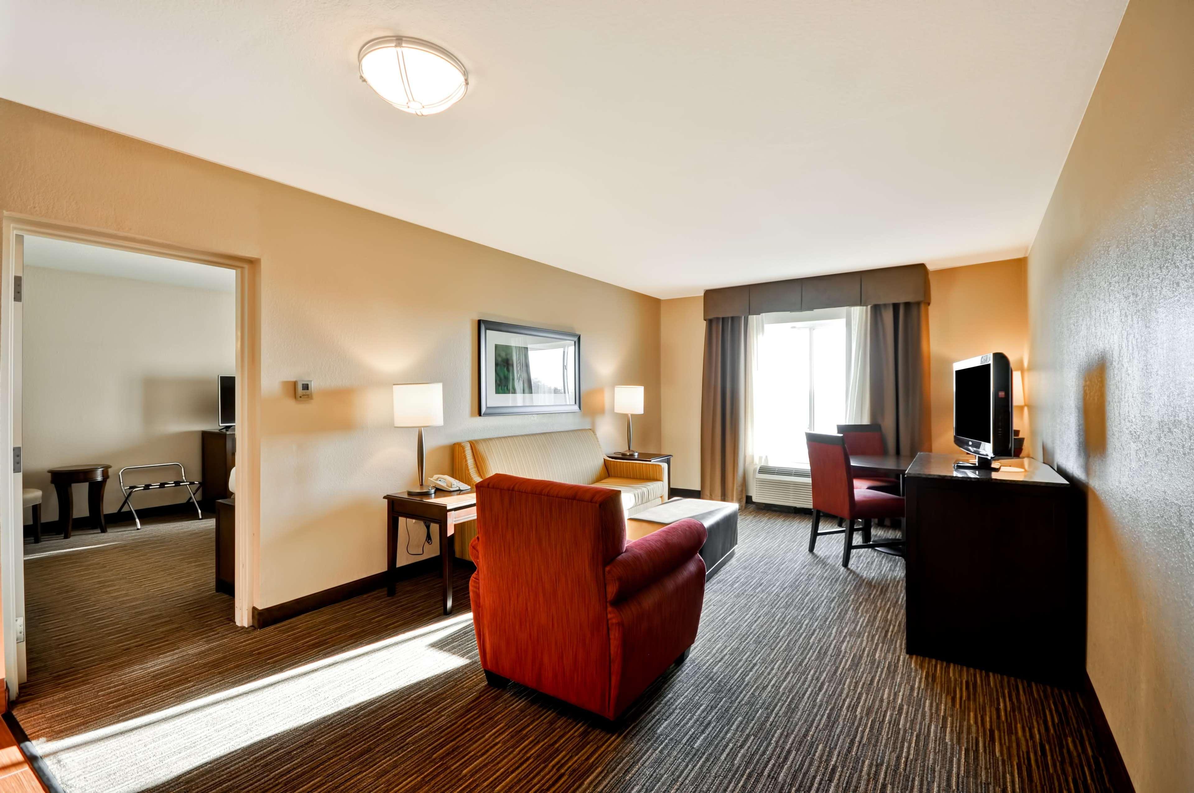 Hilton Garden Inn Tampa North Temple Terrace Εξωτερικό φωτογραφία