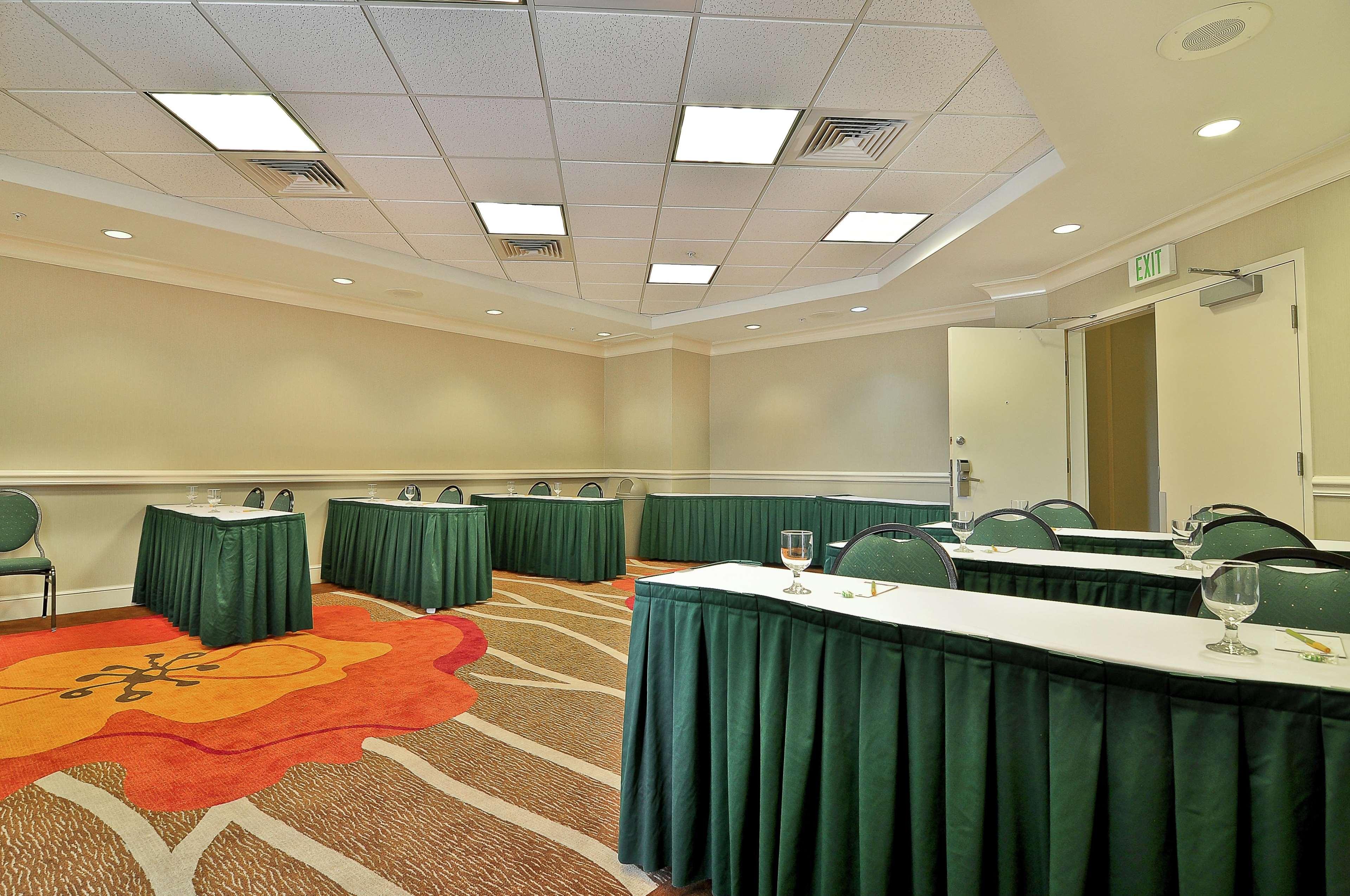 Hilton Garden Inn Tampa North Temple Terrace Εξωτερικό φωτογραφία