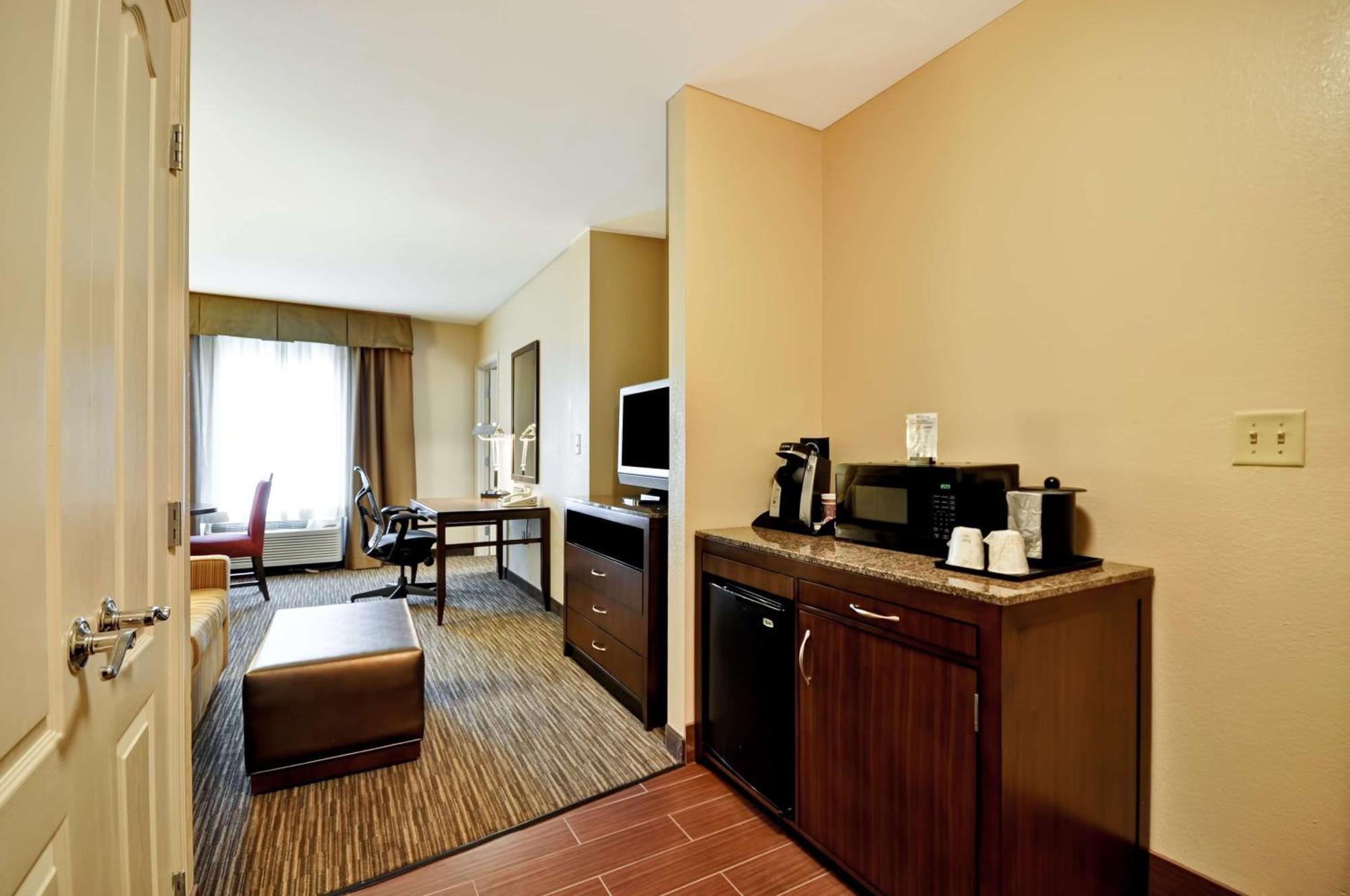 Hilton Garden Inn Tampa North Temple Terrace Εξωτερικό φωτογραφία