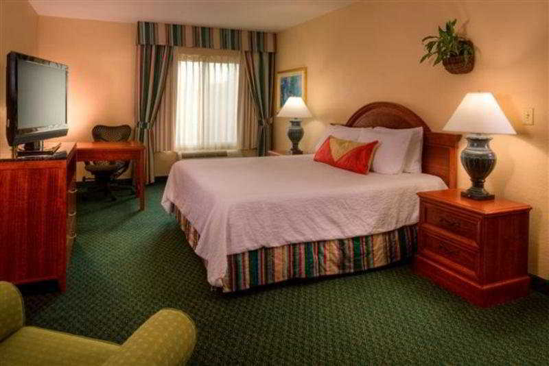 Hilton Garden Inn Tampa North Temple Terrace Εξωτερικό φωτογραφία